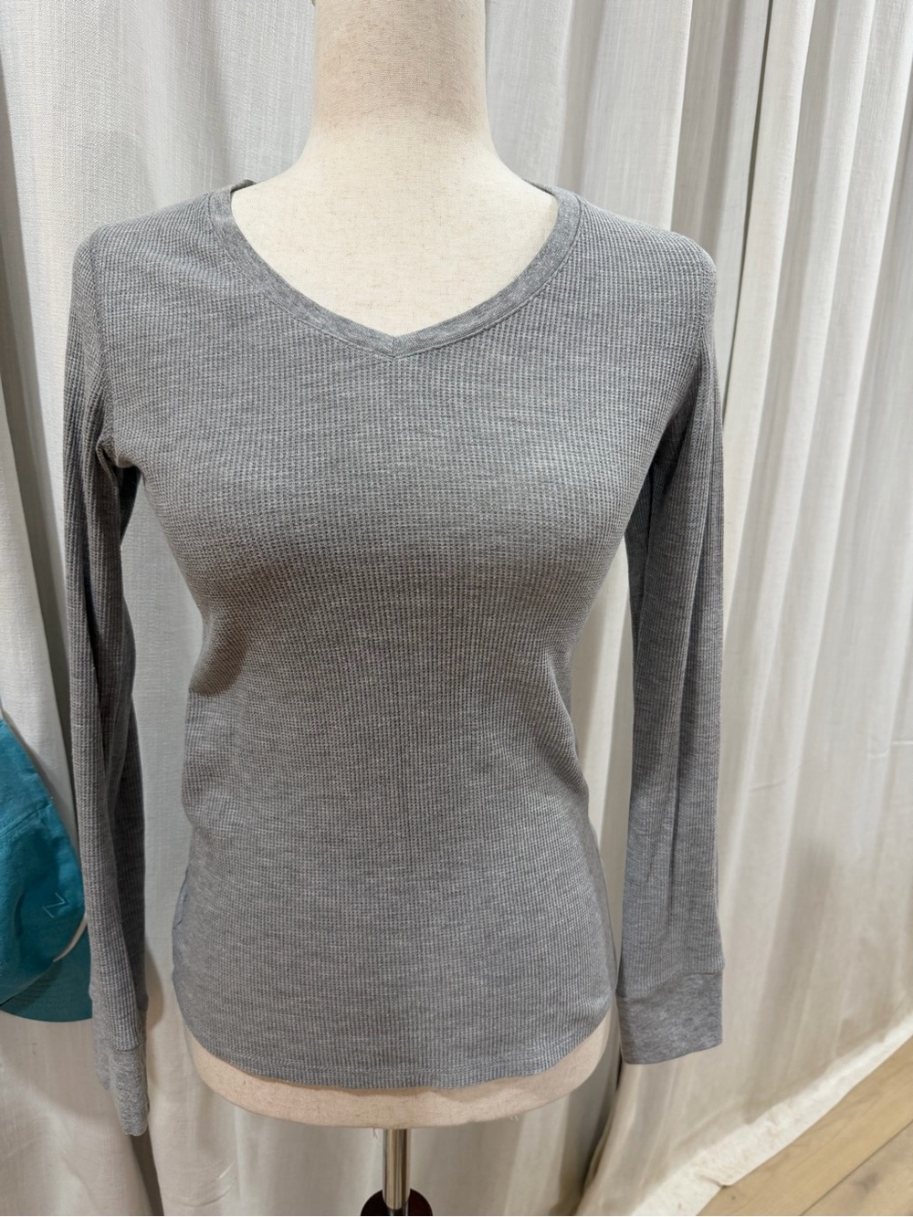 Active Basic Grey Ribbed V-Neck Long Sleeve Tee